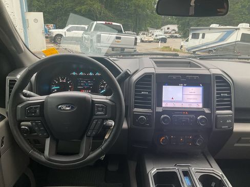 Used 2019 Ford F150 XLT w/ Equipment Group 302A Luxury RWD image 20