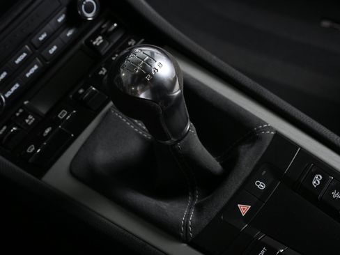 Used 2018 Porsche 911 GT3 RWD image 5