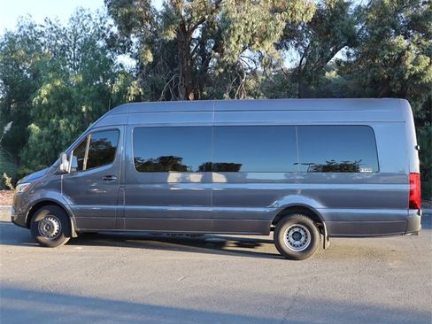 Used 2021 Mercedes-Benz Sprinter 3500 image 34