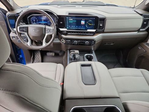 Certified 2022 Chevrolet Silverado 1500 LT Trail Boss w/ Convenience Package II image 19