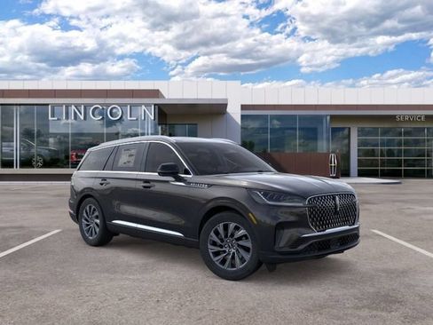 New 2026 Lincoln Aviator AWD image 9