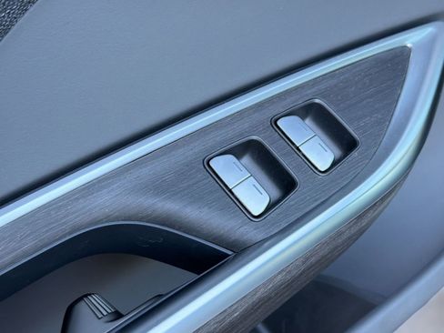 Used 2024 Lucid Air Touring AWD/4WD image 19