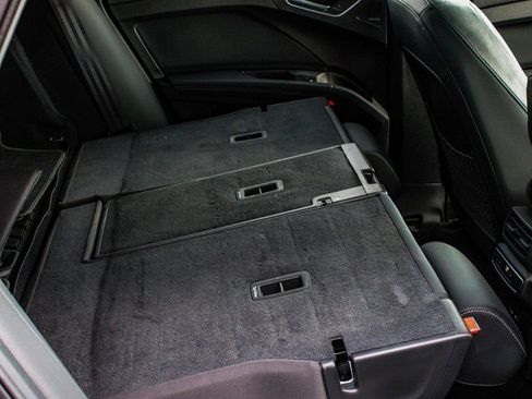 Used 2024 Audi Q4 e-tron Premium Plus w/ Premium Plus image 39