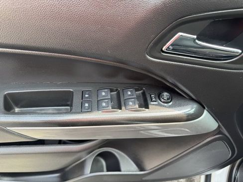 Used 2019 Chevrolet Colorado LT image 17