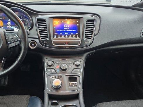 Used 2016 Chrysler 200 S w/ Comfort Group image 13