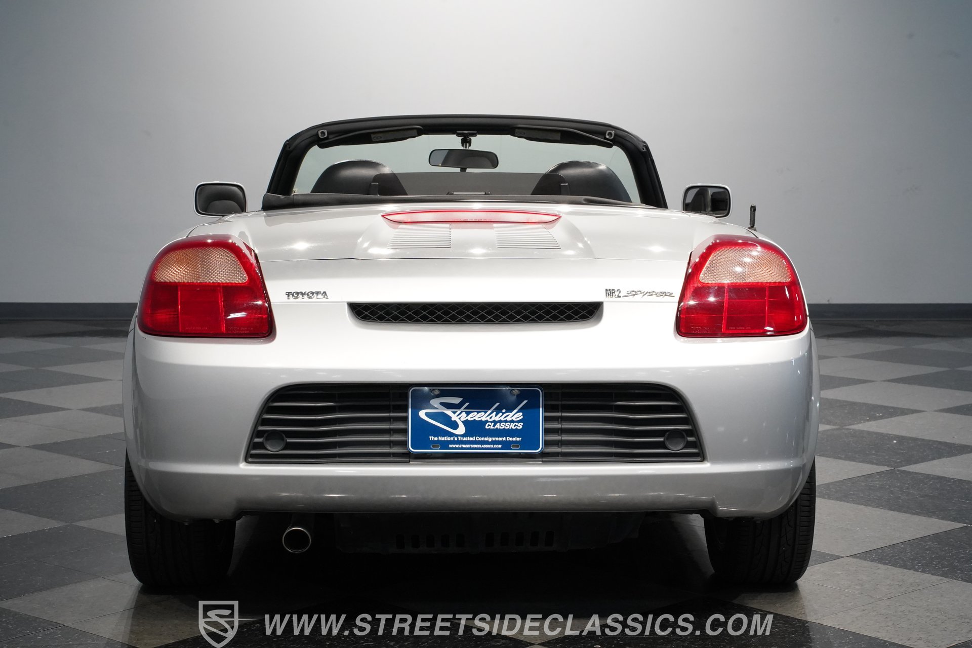 Used 2001 Toyota MR2 RWD image 11