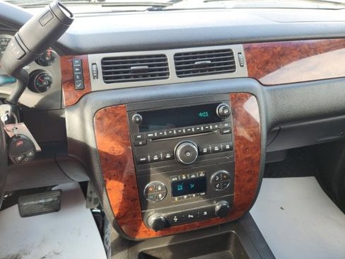 Used 2011 Chevrolet Silverado 2500 LTZ w/ LTZ Plus Package image 13