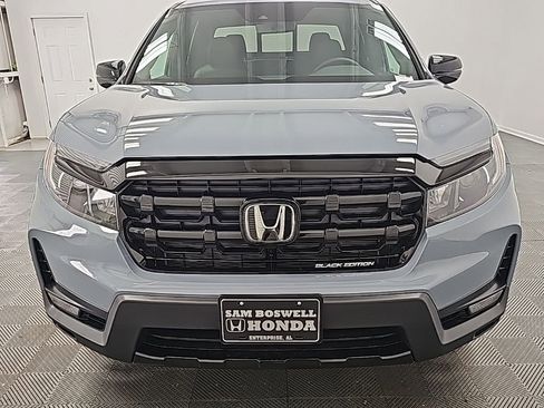 New 2026 Honda Ridgeline Black Edition image 3