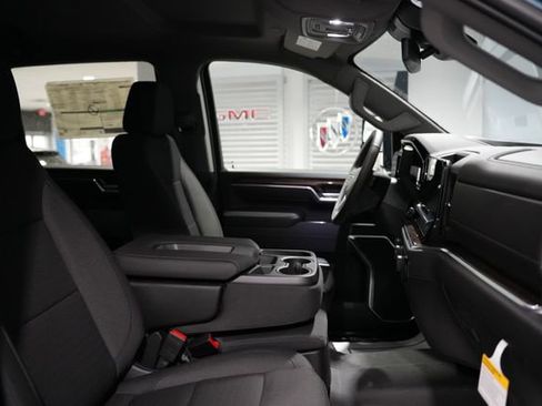 New 2026 Chevrolet Silverado 3500 LT w/ Trail Boss Package image 19