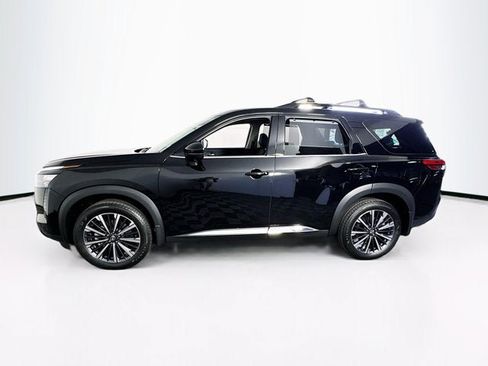 New 2026 Nissan Pathfinder Platinum w/ Cargo Package AWD/4WD image 8