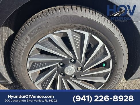 Used 2023 Hyundai Sonata SEL image 7