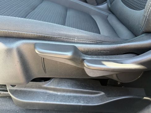 Used 2023 Chevrolet Bolt EUV LT w/ Driver Confidence Package FWD image 12