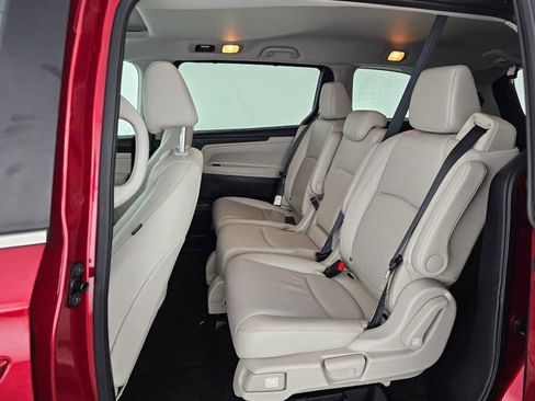 Certified 2025 Honda Odyssey EX-L image 18