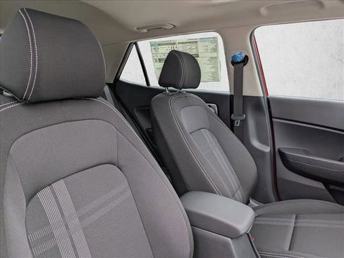 New 2025 Hyundai Venue SEL image 22