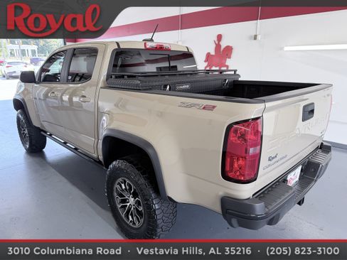 Used 2022 Chevrolet Colorado ZR2 AWD/4WD image 7