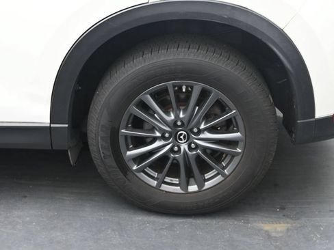 Used 2020 MAZDA CX-5 Touring FWD image 11