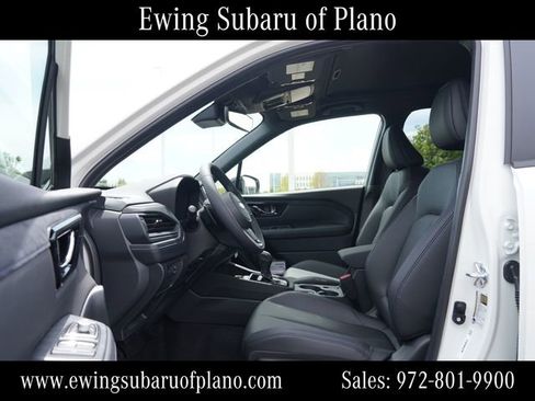 Used 2025 Subaru Forester Limited w/ Popular Package image 7