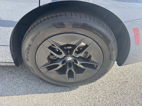 Used 2026 BMW iX xDrive45 w/ Premium Package image 11