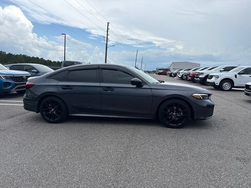 Used 2025 Honda Civic Sport image 1