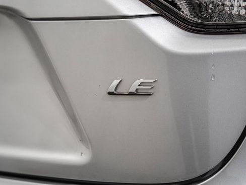 Used 2024 Toyota Corolla LE image 7