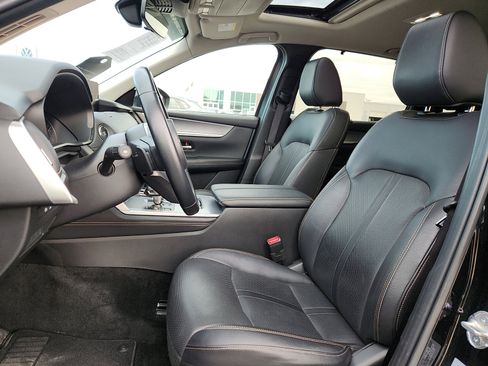 Used 2025 MAZDA CX-70 3.3 Turbo w/ Preferred Package image 13