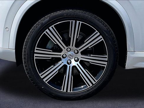 Used 2022 Volvo XC90 T8 Inscription w/ Advanced Package AWD/4WD image 35