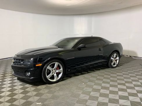 Used 2010 Chevrolet Camaro SS RWD image 9