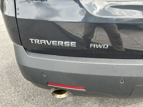 Used 2019 Chevrolet Traverse LT AWD/4WD image 8