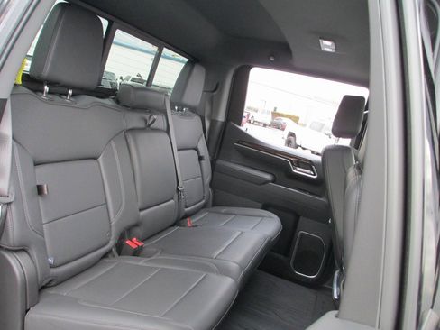 Used 2025 GMC Sierra 1500 Elevation w/ Elevation Premium Package image 23