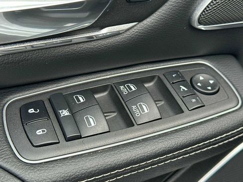 Used 2022 RAM 1500 Laramie image 14