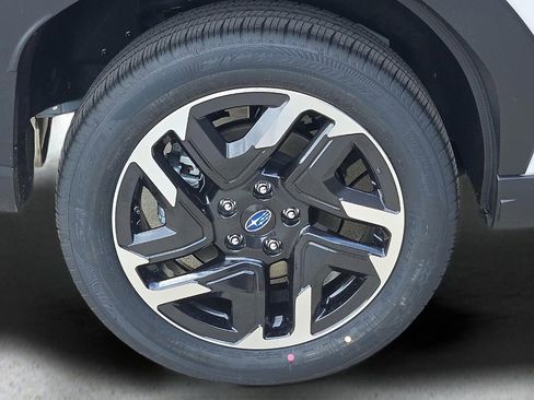 New 2026 Subaru Forester Premium AWD/4WD image 8