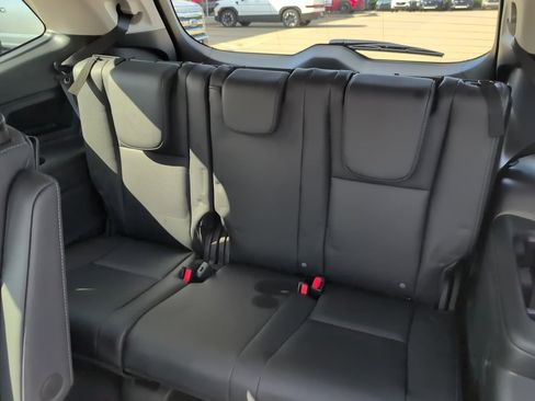 Used 2025 Subaru Ascent Limited image 55