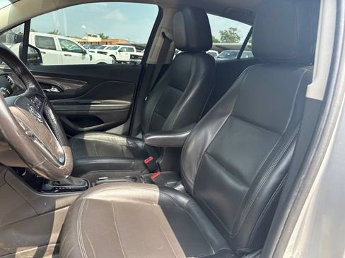 Used 2019 Buick Encore Essence AWD/4WD image 9