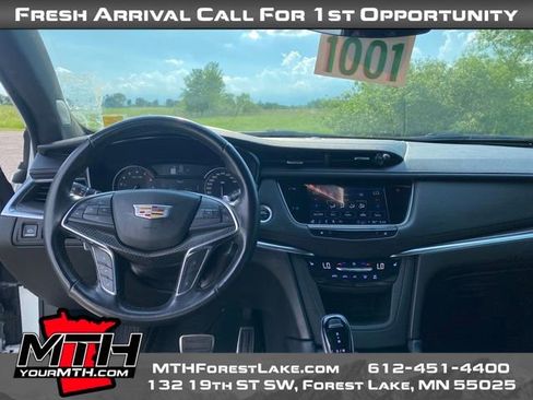 Used 2023 Cadillac XT5 Sportv AWD/4WD image 11
