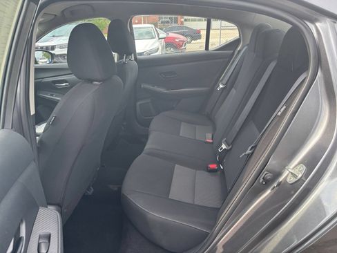 Used 2025 Nissan Sentra SV FWD image 24