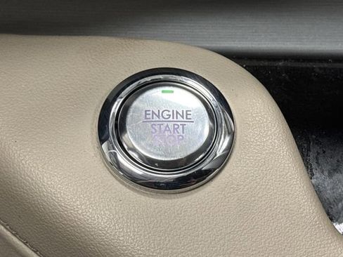 Used 2023 Lincoln Aviator AWD w/ Premium Package image 25