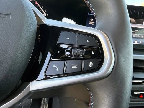 Used 2025 BMW M240i Coupe image 28