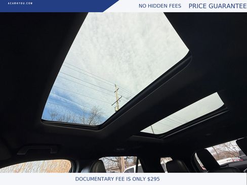 Used 2018 Ford Explorer XLT w/ Equipment Group 202A image 21