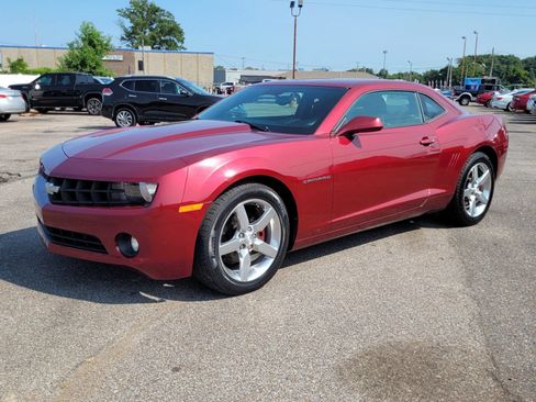 Used 2010 Chevrolet Camaro LT RWD image 15