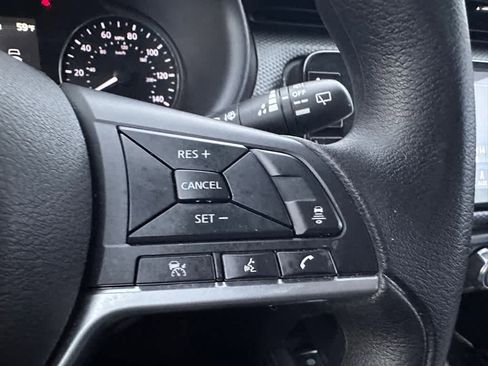 Used 2023 Nissan Kicks SV image 18