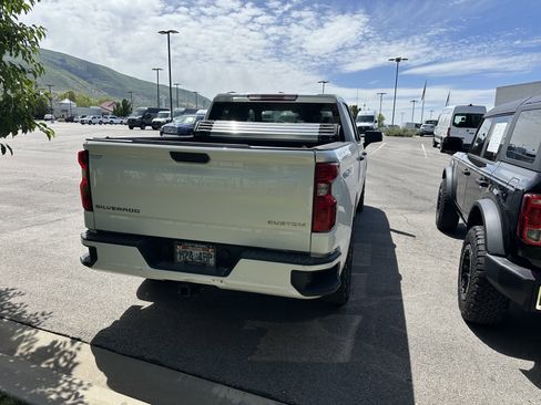 Used 2023 Chevrolet Silverado 1500 Custom AWD/4WD image 4