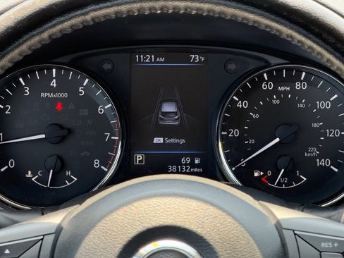 Used 2022 Nissan Rogue Sport SV image 13