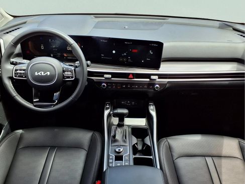 Used 2025 Kia Sorento S FWD image 13