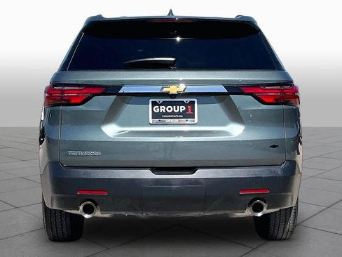 Used 2023 Chevrolet Traverse LT FWD image 5