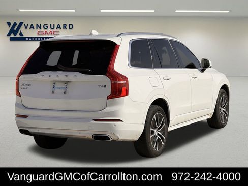 Used 2020 Volvo XC90 T6 Momentum image 3