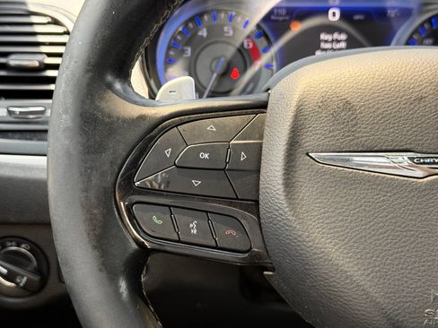 Used 2019 Chrysler 300 S w/ S Model Appearance Package RWD image 30