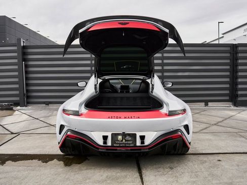 Used 2023 Aston Martin V12 Vantage image 22