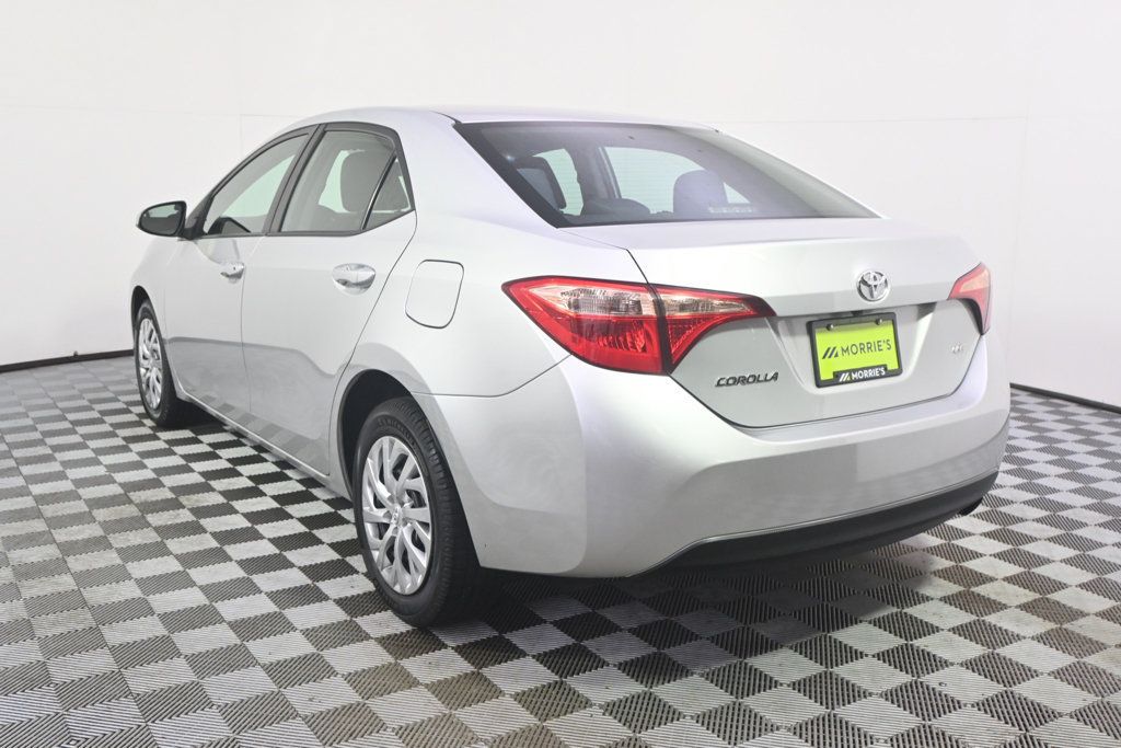 Used 2018 Toyota Corolla LE FWD image 4