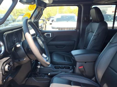 Certified 2024 Jeep Wrangler High Altitude AWD/4WD image 21