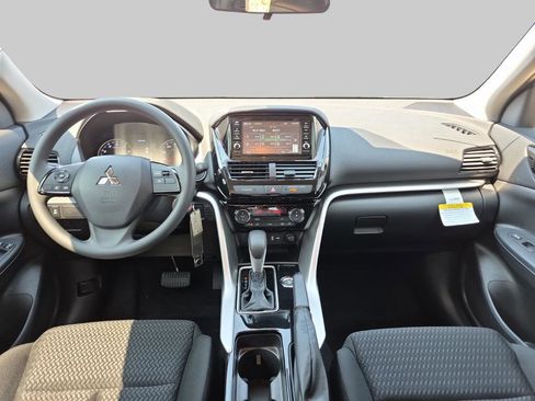 Used 2025 Mitsubishi Eclipse Cross ES image 23